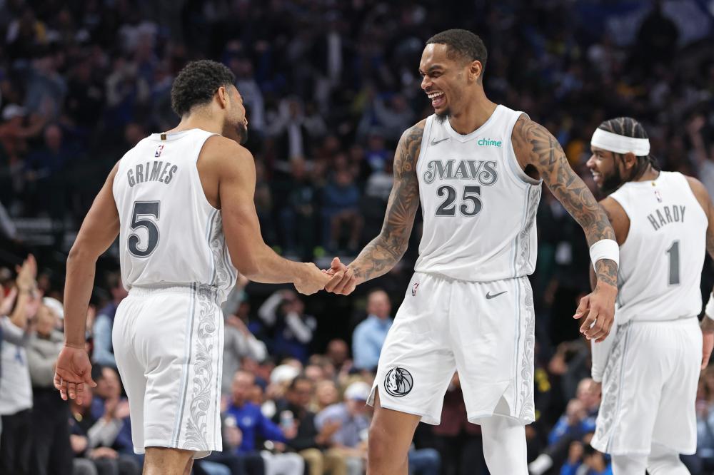 维上展现出 维上展现出