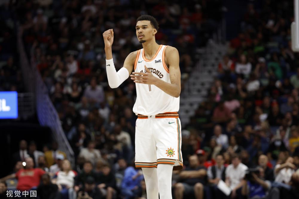 前中国羽毛 前中国羽毛